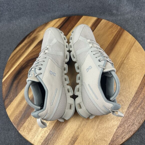 On Cloud Waterproof Womens Size 6.5 Gray Athletic Running Shoes Sneakers - Picture 10 of 13